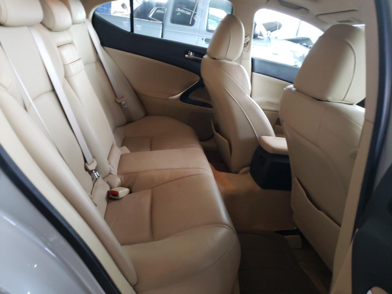 Photo 6 from auction – 2006 LEXUS IS 250 with VIN JTHBK262065022002