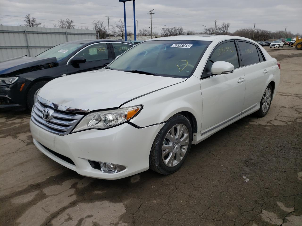 Photo 2 from auction – 2011 TOYOTA AVALON BAS with VIN 4T1BK3DB1BU422916