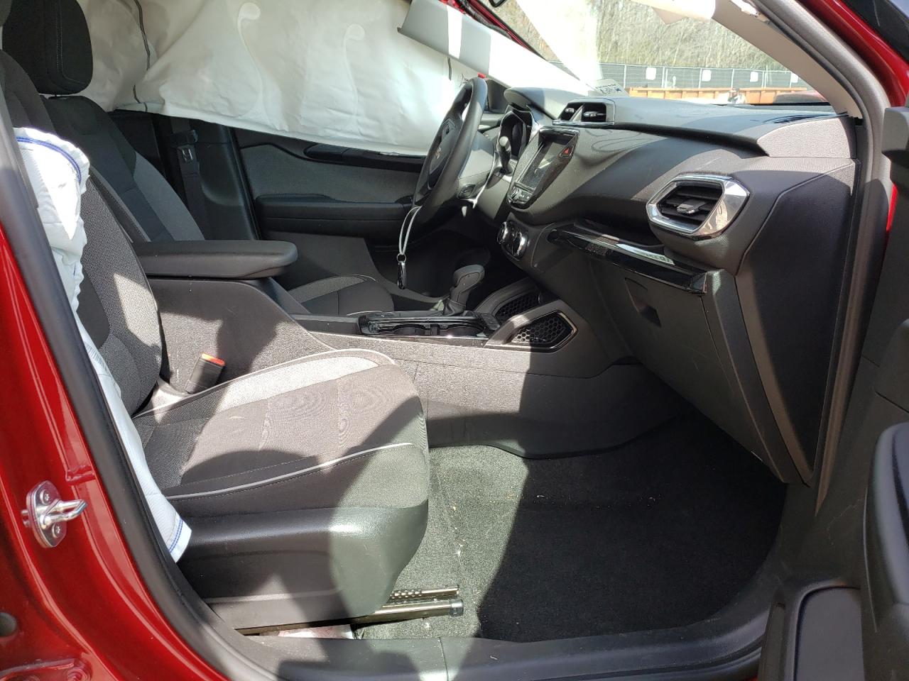 Photo 5 from auction – 2021 CHEVROLET TRAILBLAZE with VIN KL79MPS22MB018431