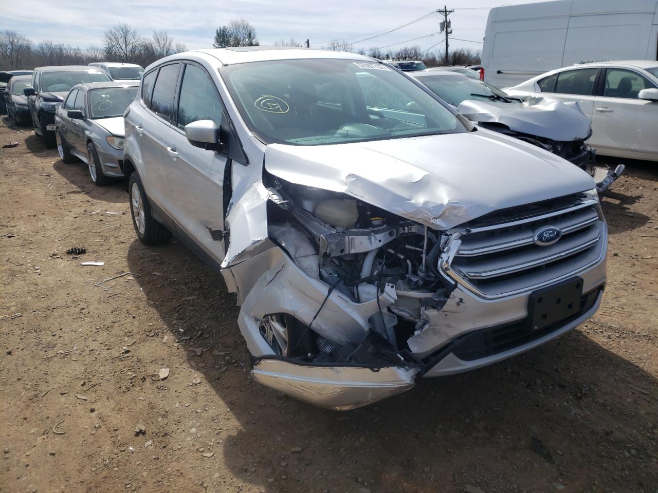 Photo 1 from auction – 2017 FORD ESCAPE SE with VIN 1FMCU9GD9HUE41852