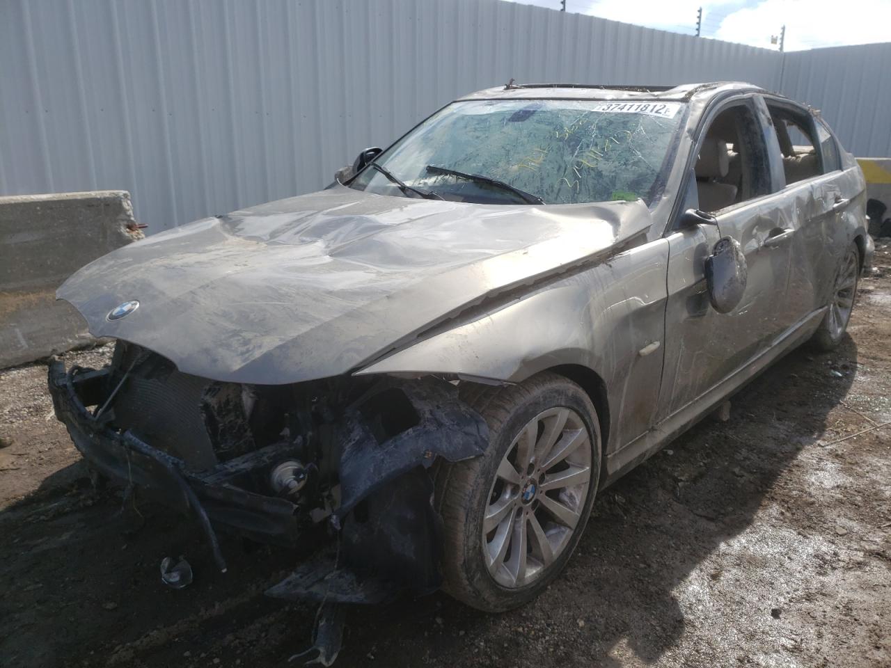 Photo 2 from auction – 2011 BMW 328 I with VIN WBAPH7G55BNM56189