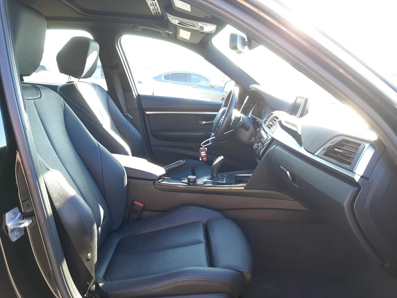 Photo 5 from auction – 2018 BMW 330 I with VIN WBA8B9G59JNV00517