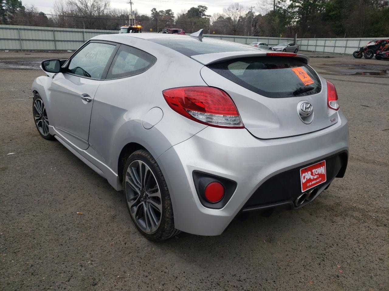Photo 3 from auction – 2016 HYUNDAI VELOSTER T with VIN KMHTC6AE4GU296592