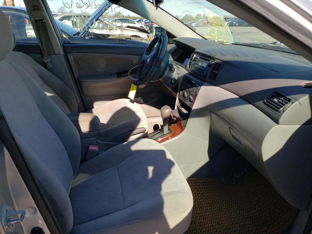 Photo 5 from auction – 2006 TOYOTA COROLLA CE with VIN 2T1BR30E66C589159