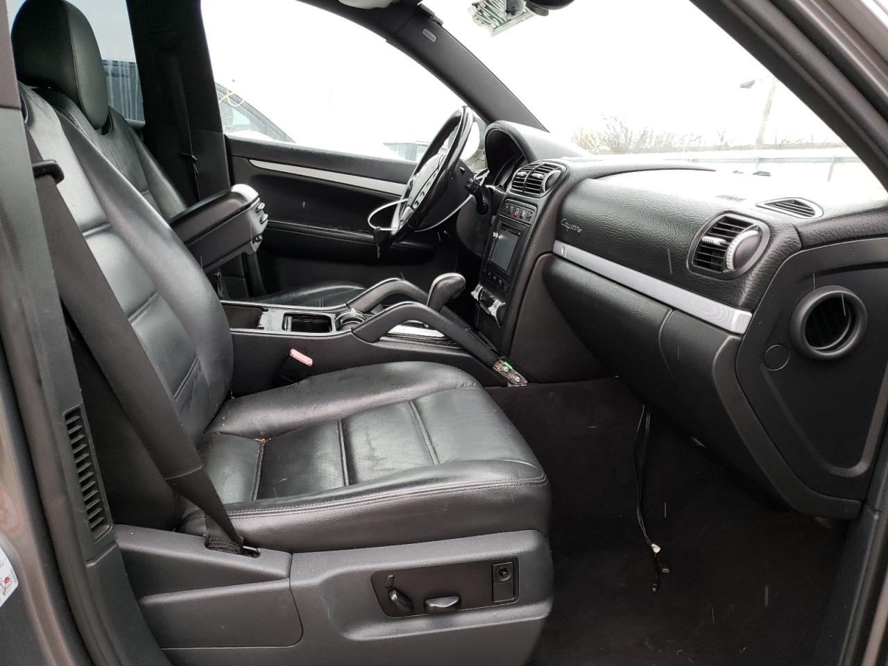 Photo 5 from auction – 2008 PORSCHE CAYENNE with VIN WP1AA29P68LA16094