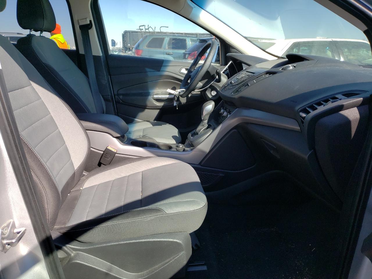 Photo 5 from auction – 2016 FORD ESCAPE SE with VIN 1FMCU9G90GUA69196