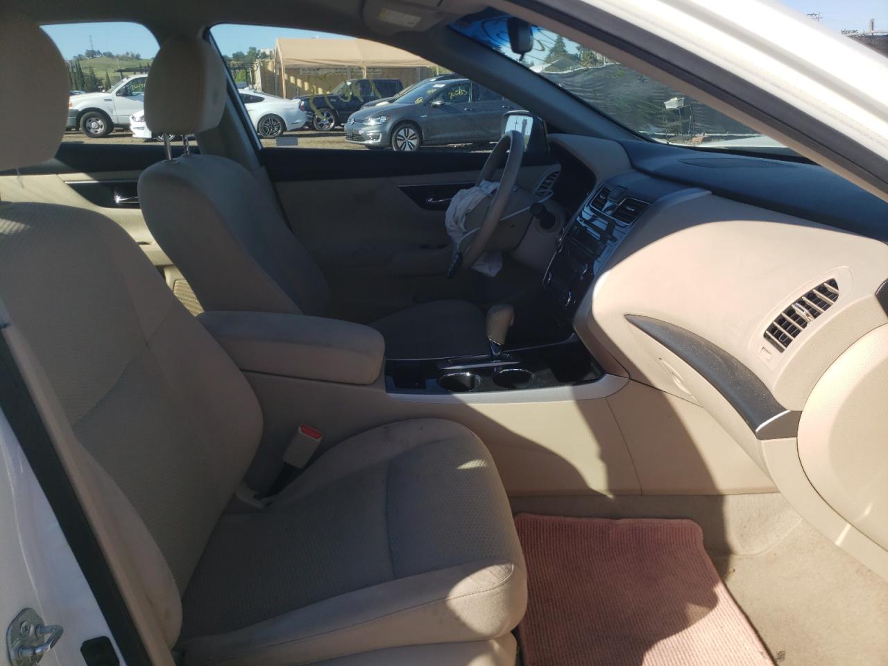 Photo 5 from auction – 2014 NISSAN ALTIMA 2.5 with VIN 1N4AL3AP1EN354831