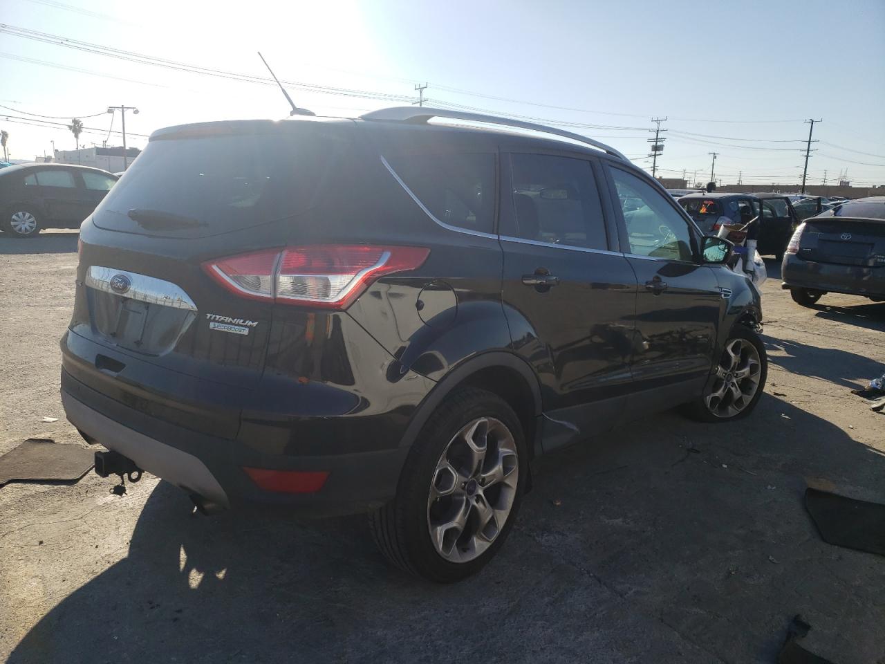Photo 4 from auction – 2016 FORD ESCAPE TIT with VIN 1FMCU0J98GUB38592