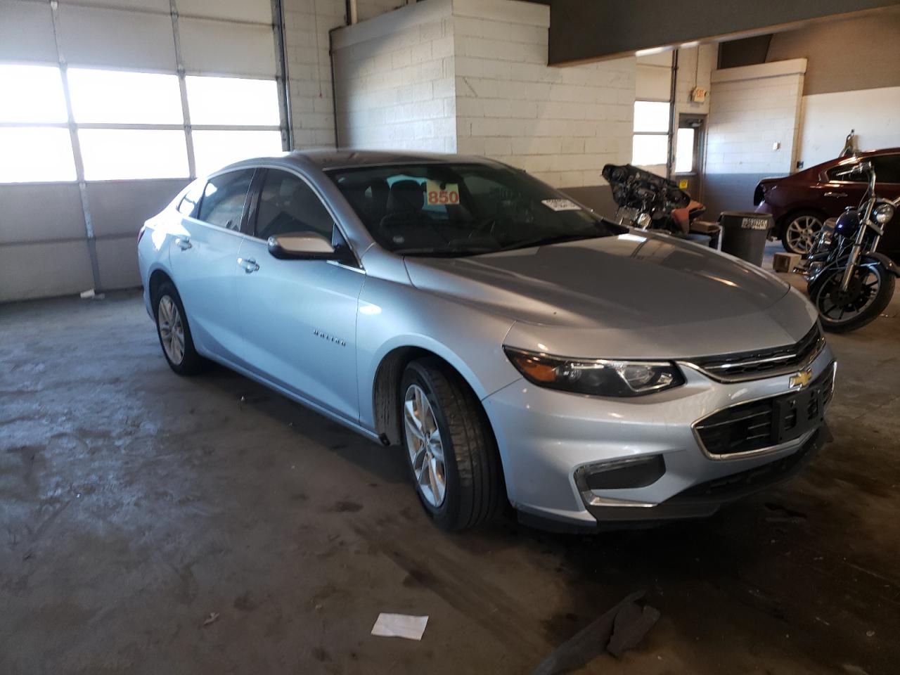 CHEVROLET MALIBU LT 2018 with VIN 1G1ZD5ST2JF252596 - Photo from auction