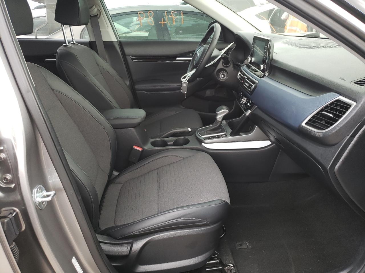 Photo 5 from auction – 2021 KIA SELTOS S with VIN KNDEUCAA3M7176654