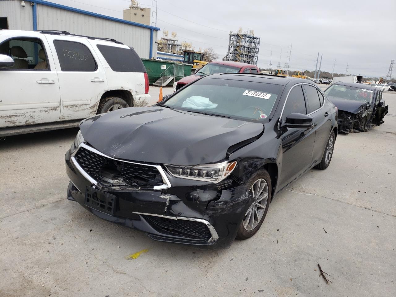 Photo 2 from auction – 2018 ACURA TLX with VIN 19UUB1F38JA001056