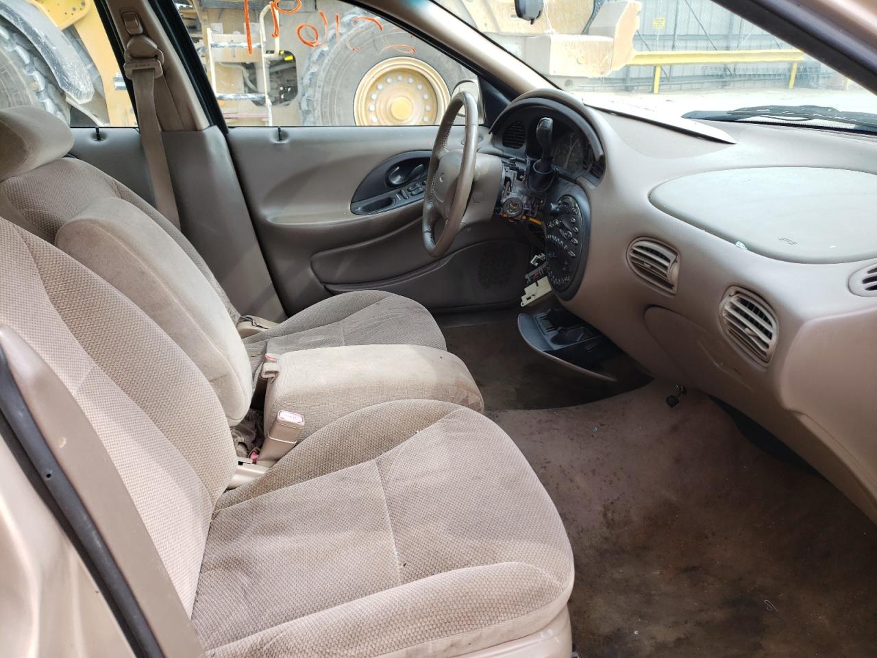 Photo 5 from auction – 1999 FORD TAURUS SE with VIN 1FAFP53S0XA101677