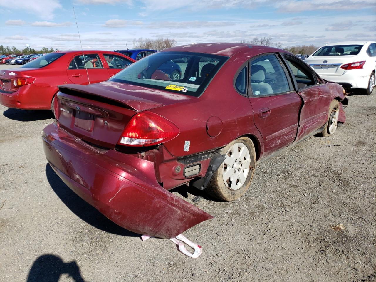Photo 4 from auction – 2004 FORD TAURUS SE with VIN 1FAFP53204A215786