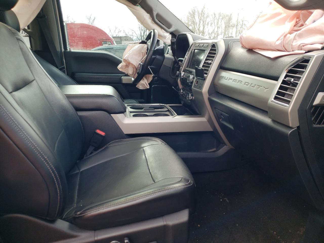 Photo 5 from auction – 2017 FORD F350 SUPER with VIN 1FT8W3BT1HEB64141