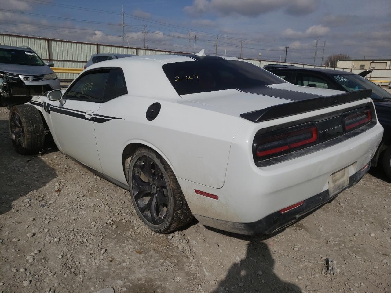 Photo 3 from auction – 2017 DODGE CHALLENGER with VIN 2C3CDZAG5HH592380
