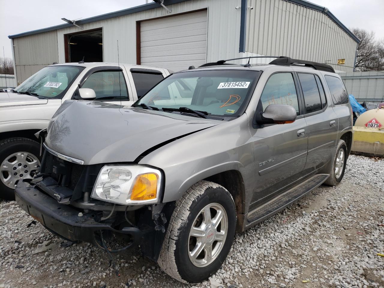 Photo 2 from auction – 2005 GMC ENVOY XL with VIN 1GKET16M056177993