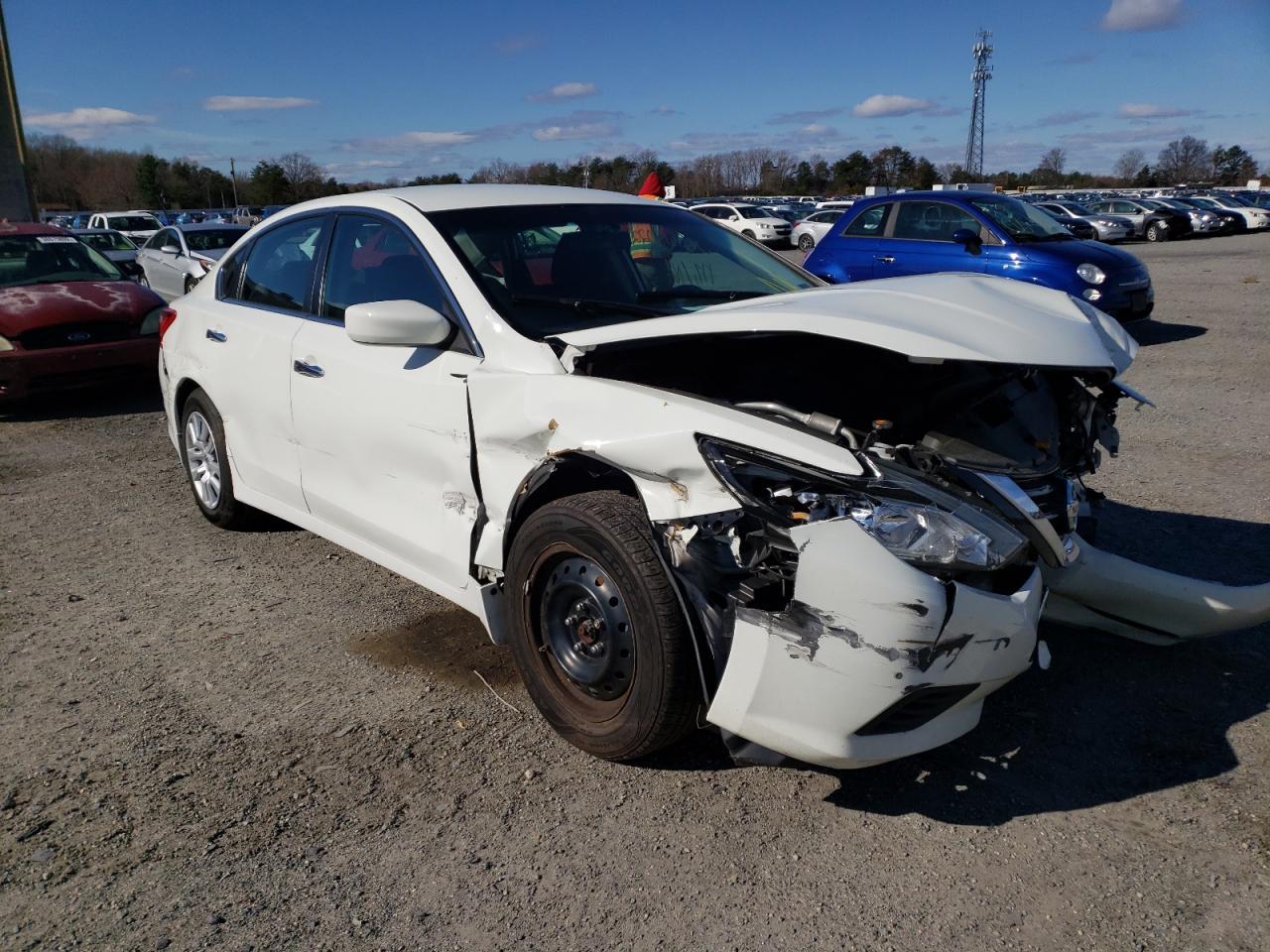 NISSAN ALTIMA 2.5 2017 with VIN 1N4AL3AP5HC185803 - Photo from auction