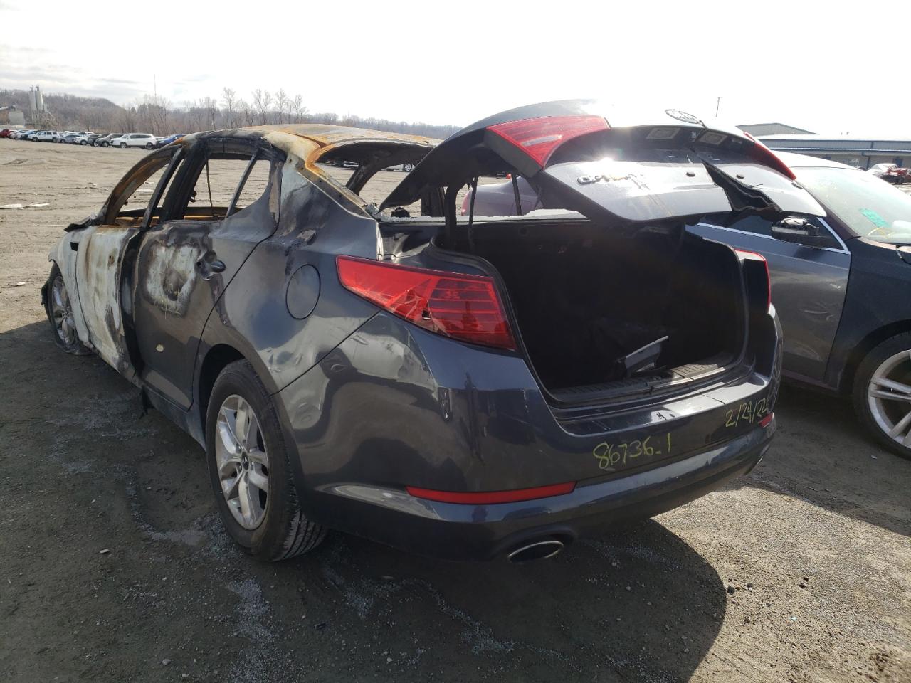 Photo 3 from auction – 2011 KIA OPTIMA LX with VIN KNAGM4A79B5064742
