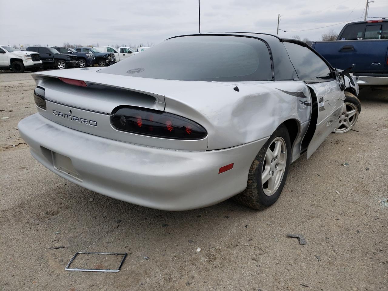 Photo 4 from auction – 1997 CHEVROLET CAMARO BAS with VIN 2G1FP22K5V2150779
