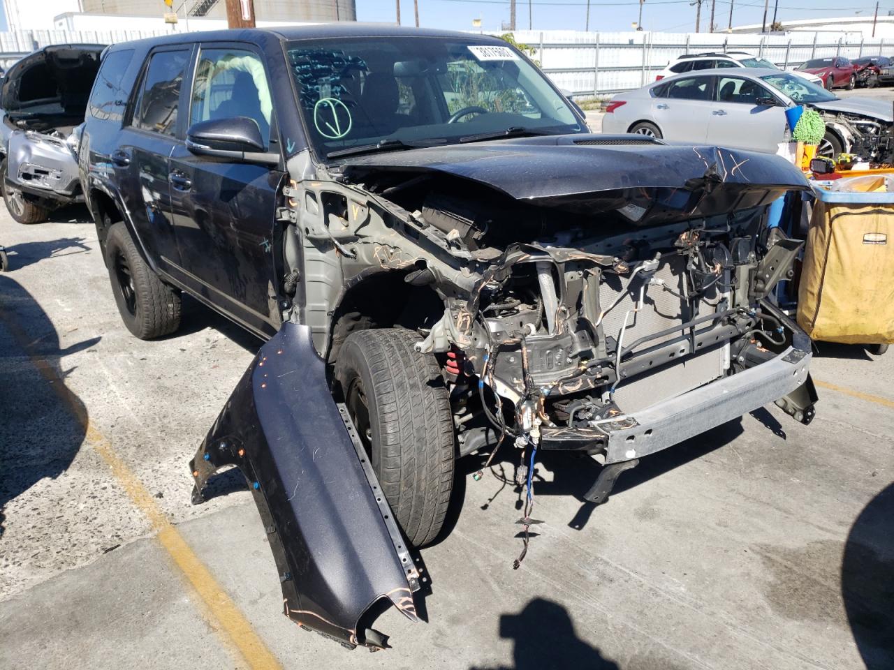 TOYOTA 4RUNNER SR 2018 с VIN JTEBU5JR4J5545366 - Фото с аукциона