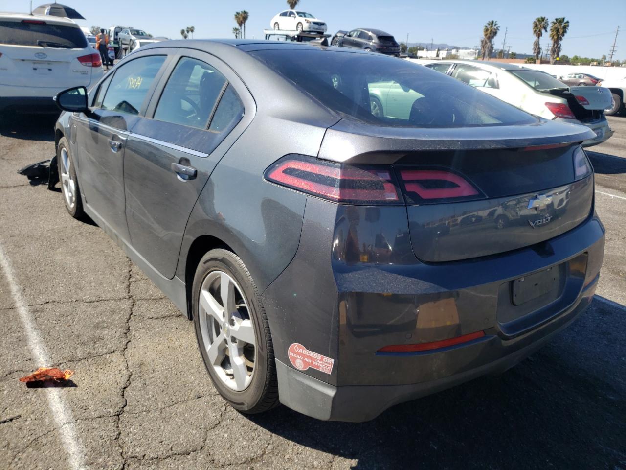Photo 3 from auction – 2013 CHEVROLET VOLT with VIN 1G1RH6E4XDU117705