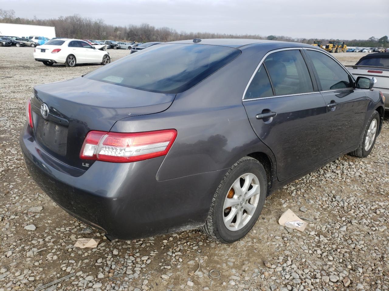 Photo 4 from auction – 2011 TOYOTA CAMRY BASE with VIN 4T4BF3EK8BR194258
