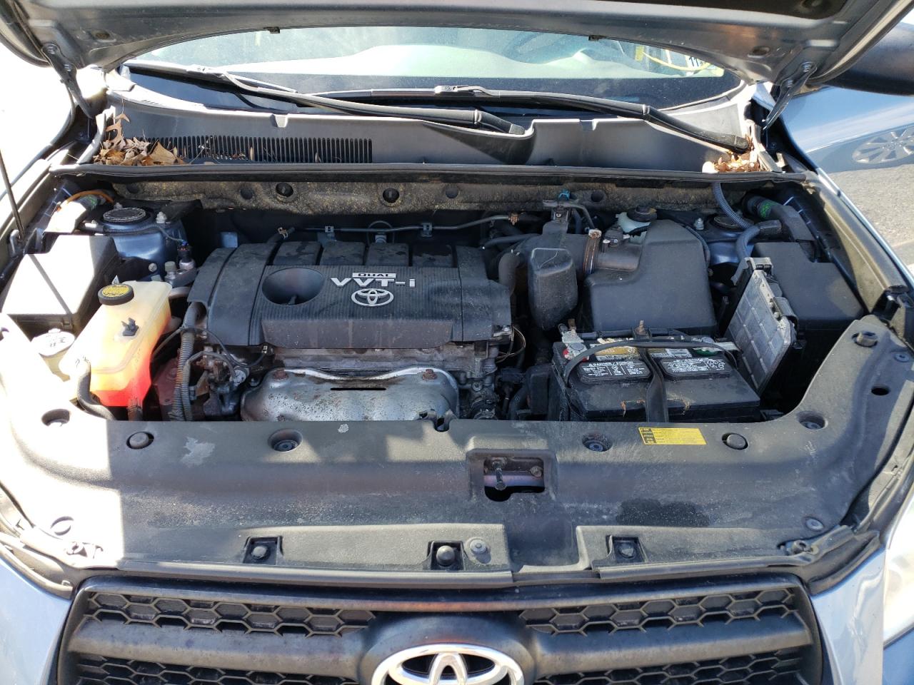 Photo 7 from auction – 2010 TOYOTA RAV4 with VIN JTMBF4DV9AD034954