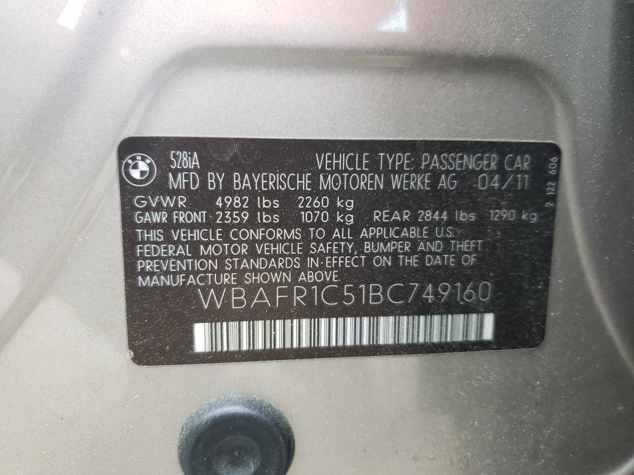 Photo 10 from auction – 2011 BMW 528 I with VIN WBAFR1C51BC749160