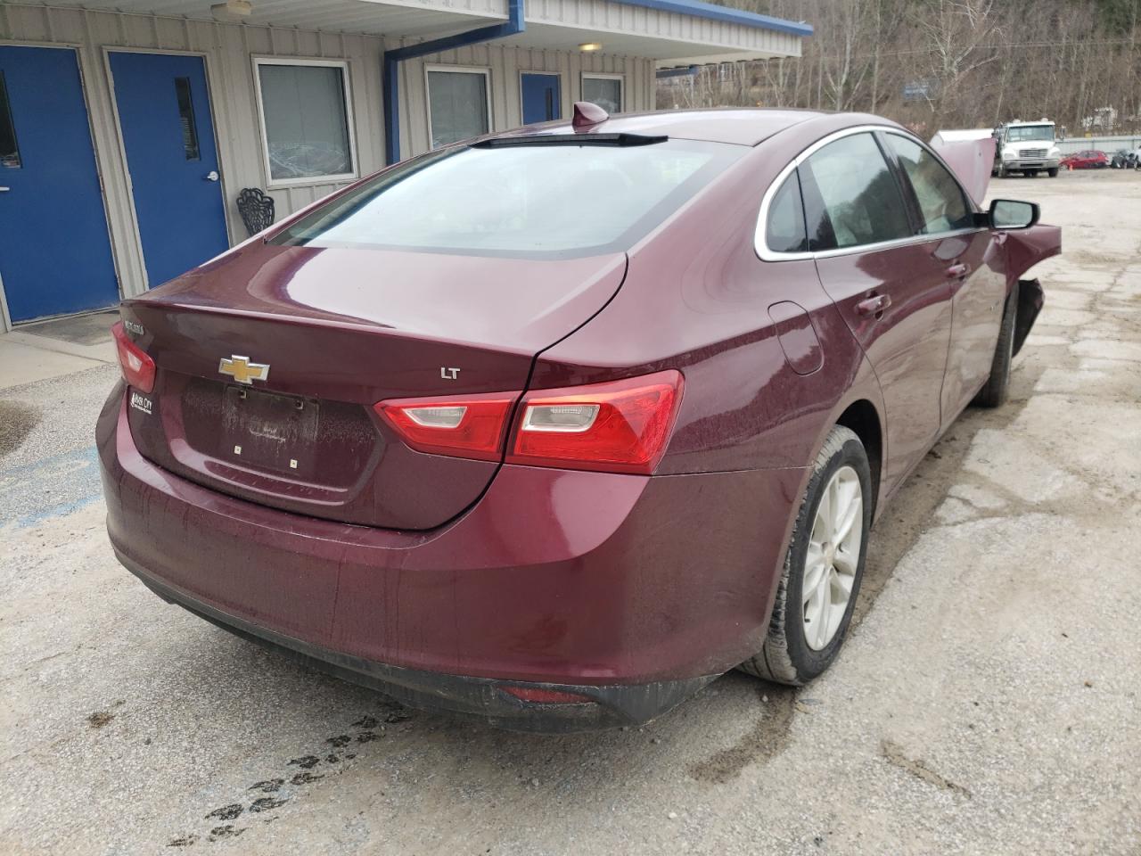 Photo 4 from auction – 2016 CHEVROLET MALIBU LT with VIN 1G1ZE5ST0GF269791
