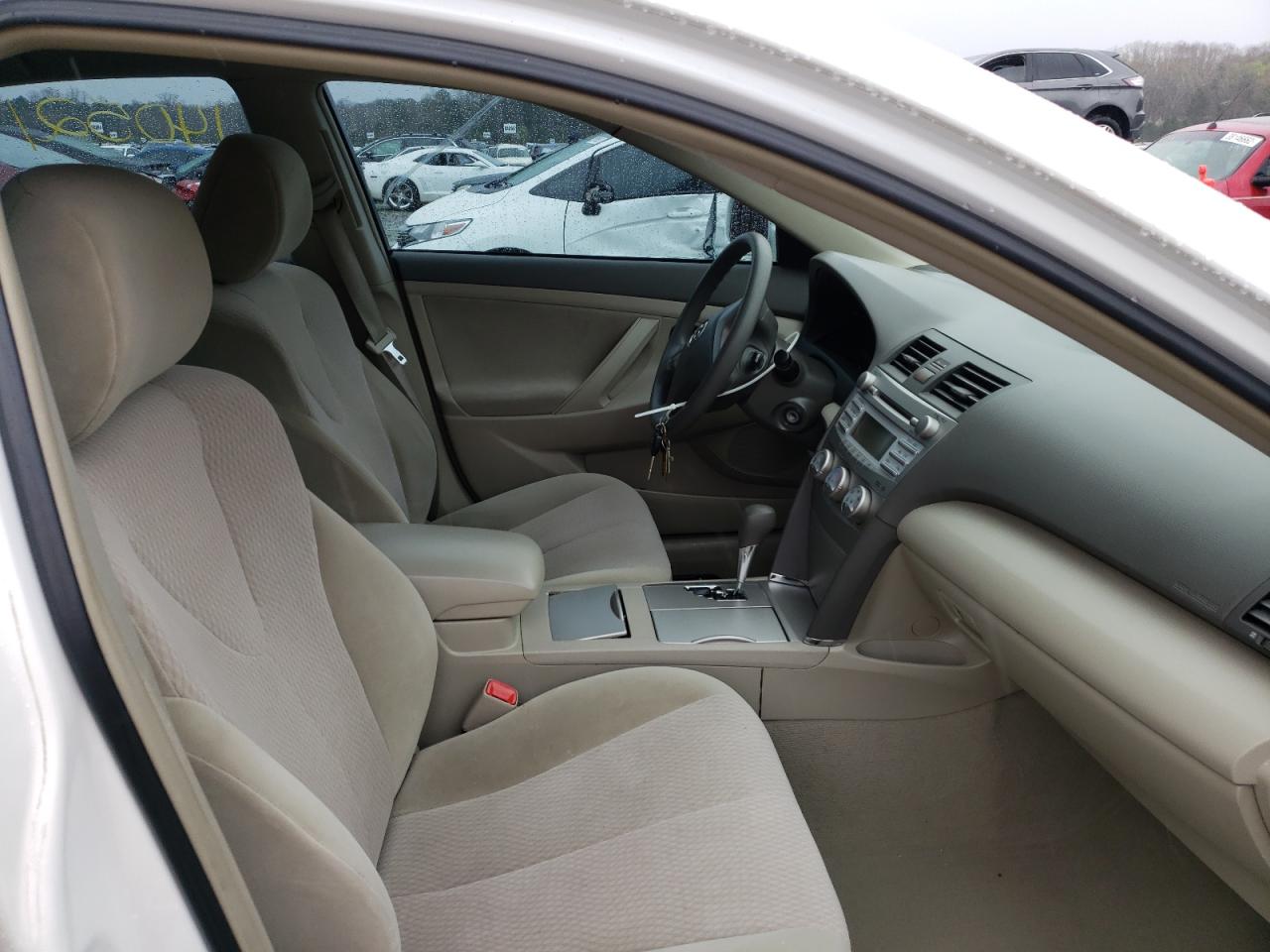 Photo 5 from auction – 2011 TOYOTA CAMRY BASE with VIN 4T1BF3EK0BU595961