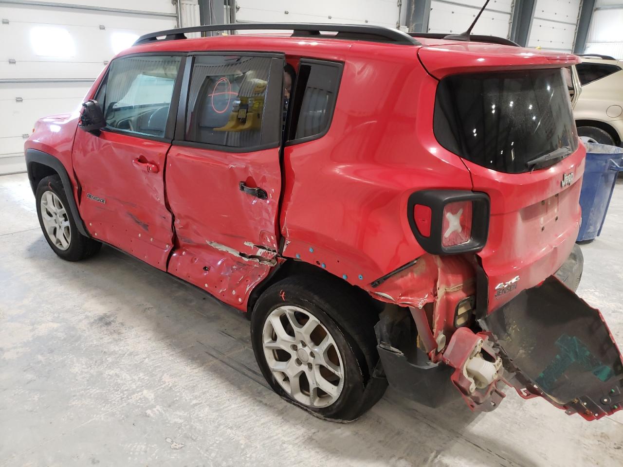 Photo 3 from auction – 2015 JEEP RENEGADE L with VIN ZACCJBBT0FPB72075