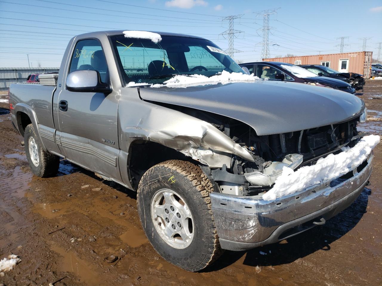 CHEVROLET SILVERADO 2000 with VIN 1GCEK14T1YZ136431 - Photo from auction