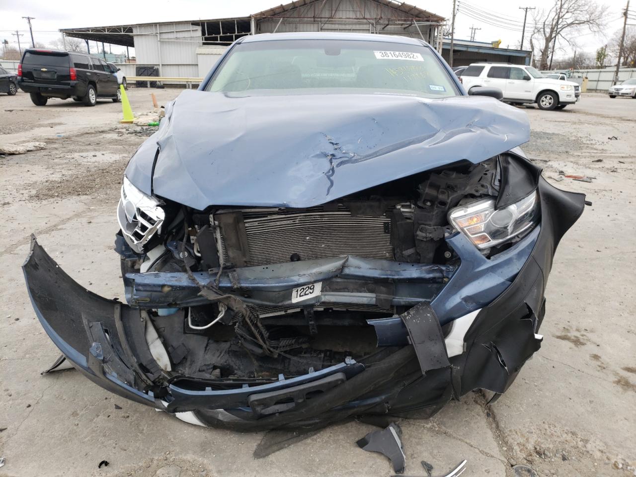 Photo 9 from auction – 2018 FORD TAURUS SE with VIN 1FAHP2D86JG117168