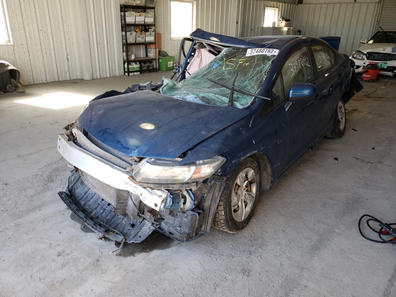 Photo 2 from auction – 2014 HONDA CIVIC LX with VIN 19XFB2F54EE045850