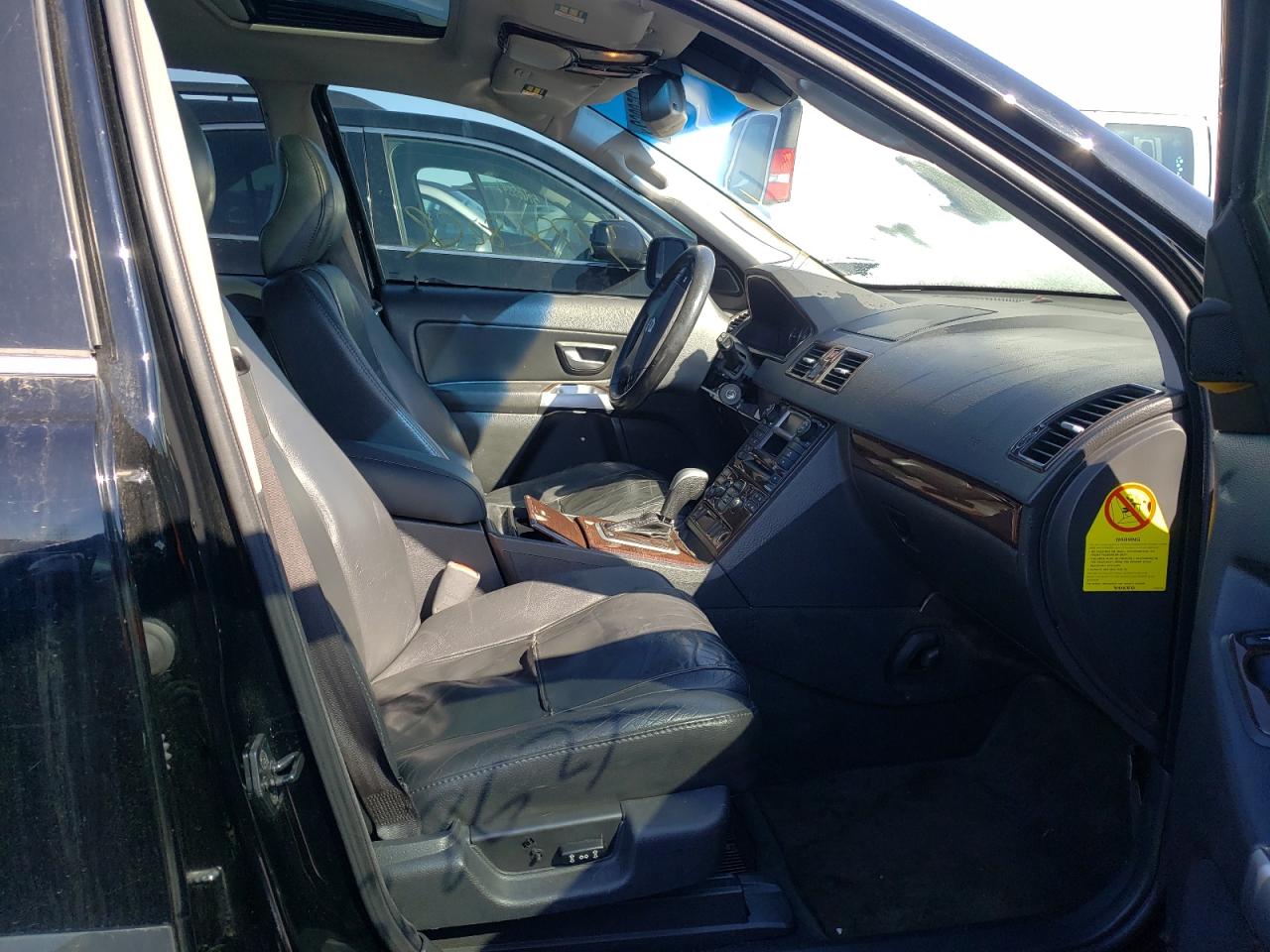 صورة رقم 5 من المزاد - 2004 VOLVO XC90 مع VIN YV1CM59H941032964