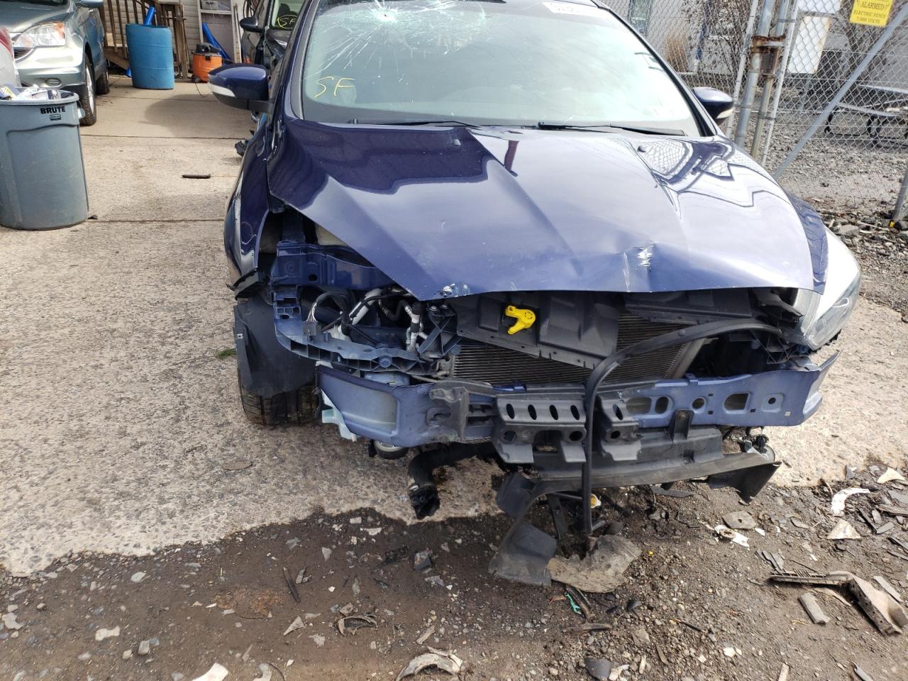 Photo 9 from auction – 2016 FORD FOCUS ST with VIN 1FADP3L94GL334829