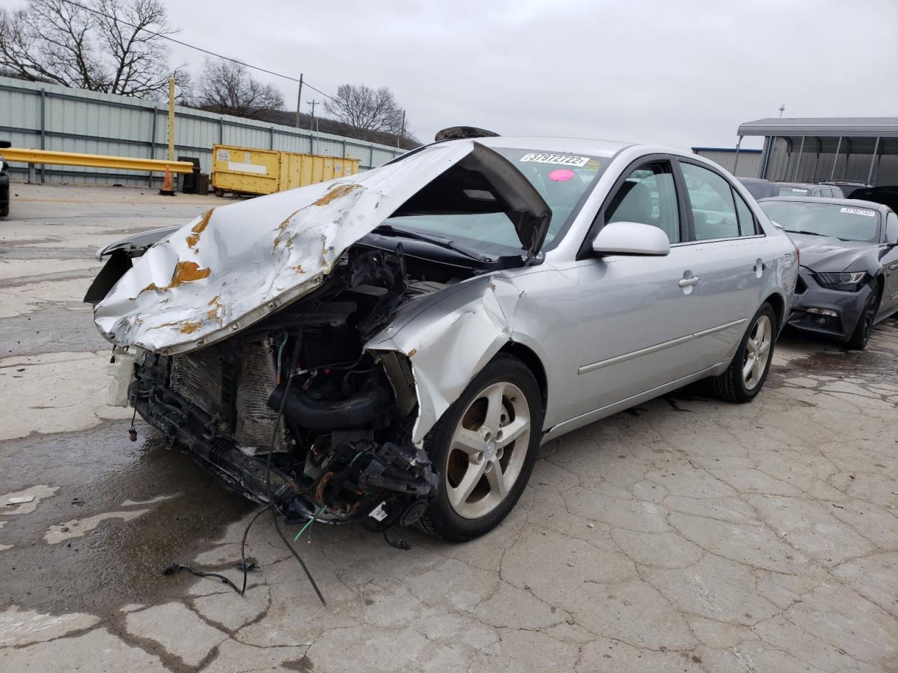 Photo 2 from auction – 2007 HYUNDAI SONATA SE with VIN 5NPEU46F37H171271