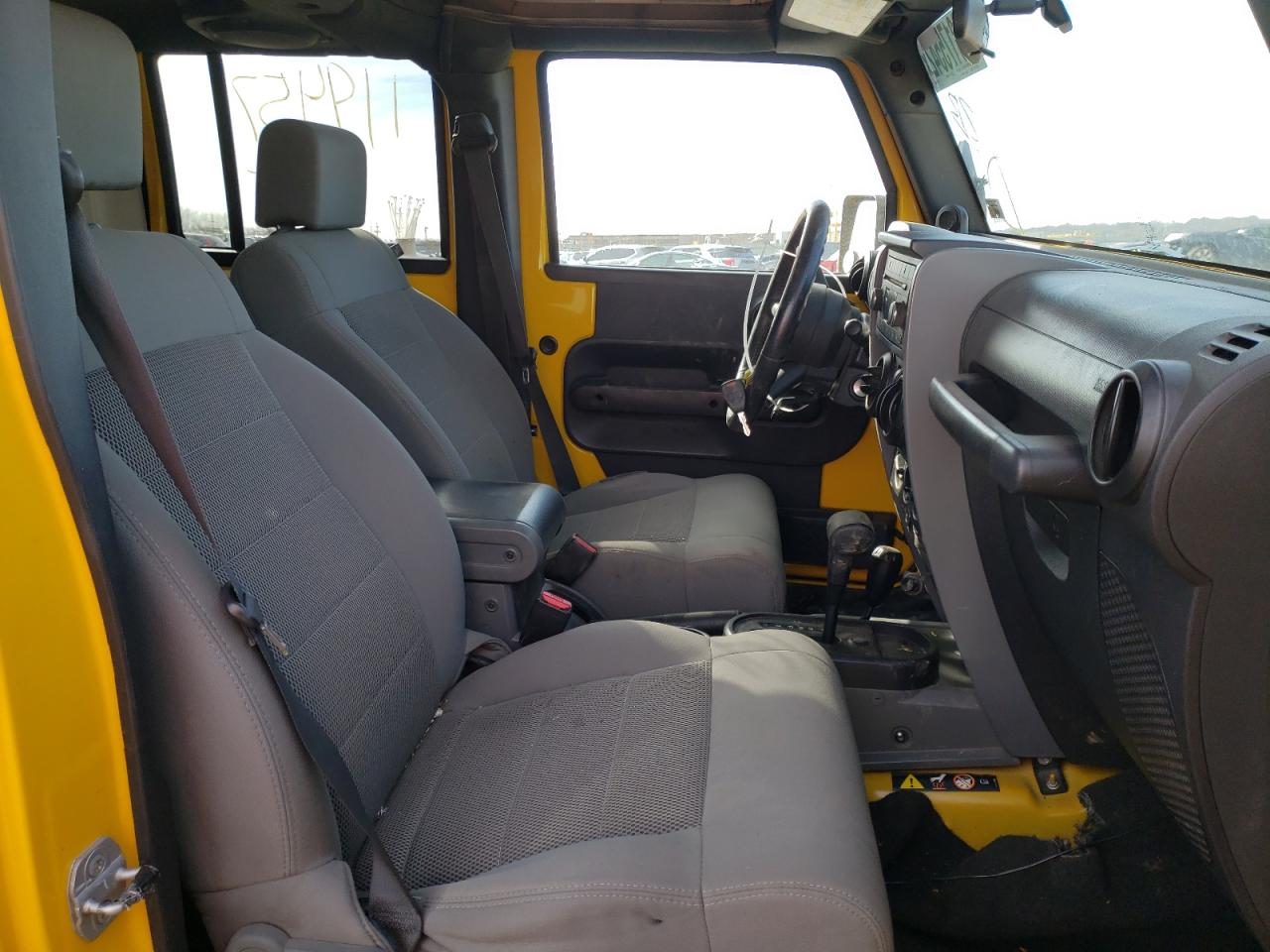Photo 5 from auction – 2008 JEEP WRANGLER U with VIN 1J4GA69138L571061