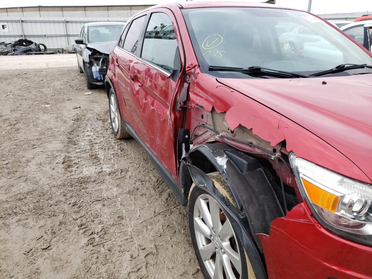 Photo 9 from auction – 2015 MITSUBISHI OUTLANDER with VIN 4A4AP4AU9FE011530