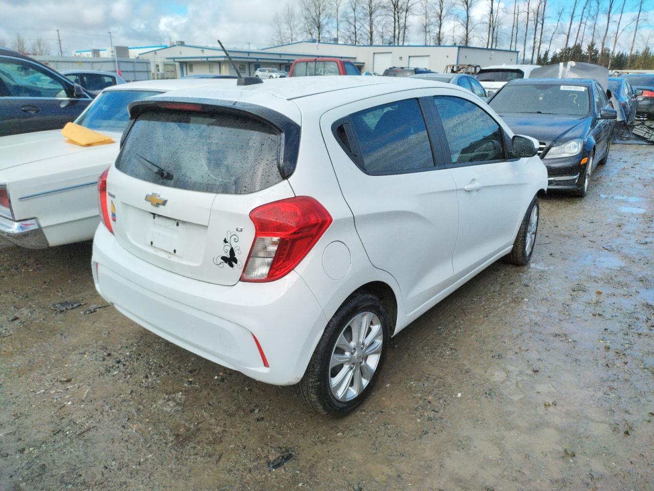Photo 4 from auction – 2017 CHEVROLET SPARK 1LT with VIN KL8CD6SA9HC715274