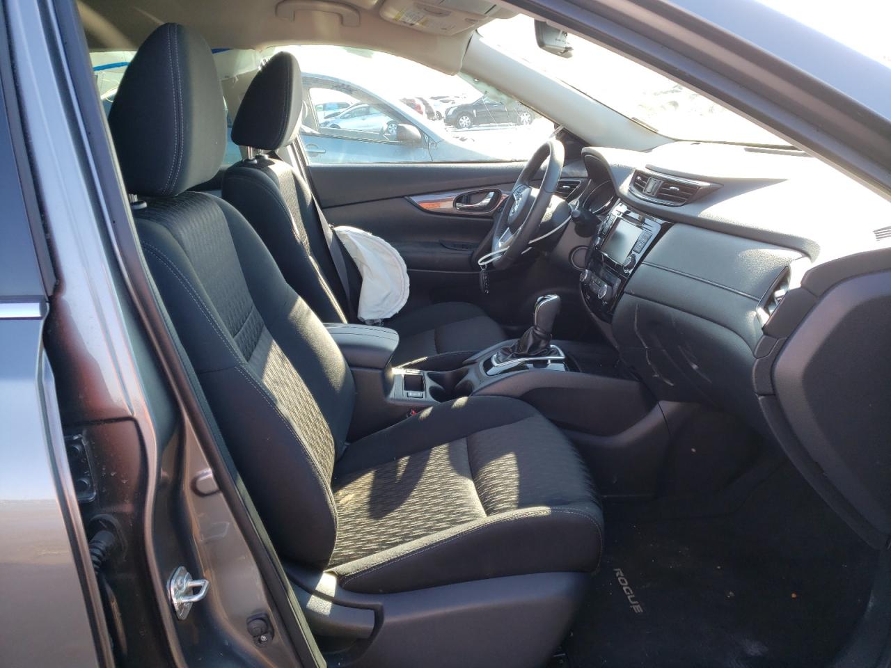 Photo 5 from auction – 2020 NISSAN ROGUE S with VIN KNMAT2MV6LP531549
