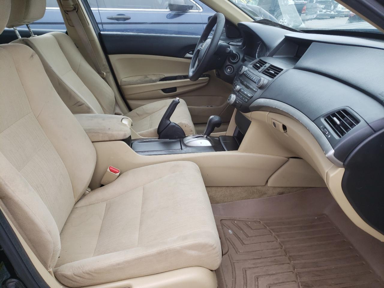 Photo 5 from auction – 2012 HONDA ACCORD LXP with VIN 1HGCP2F46CA188070