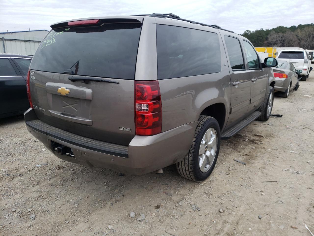Photo 4 from auction – 2012 CHEVROLET SUBURBAN C with VIN 1GNSCJE03CR192844