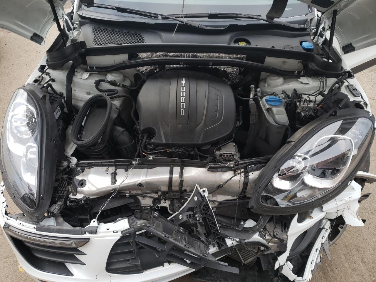 Photo 7 from auction – 2018 PORSCHE MACAN with VIN WP1AA2A51JLB01375
