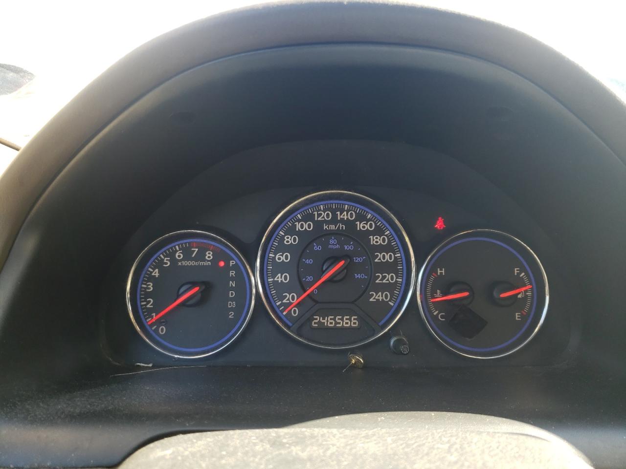 Photo 8 from auction – 2003 HONDA CIVIC LX with VIN 2HGES16613H948622