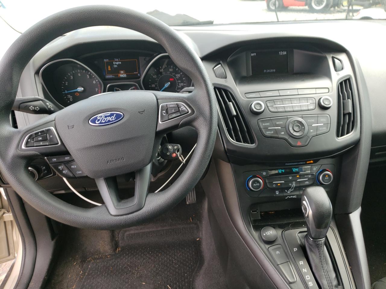 Photo 9 from auction – 2018 FORD FOCUS SE with VIN 1FADP3FE2JL265316