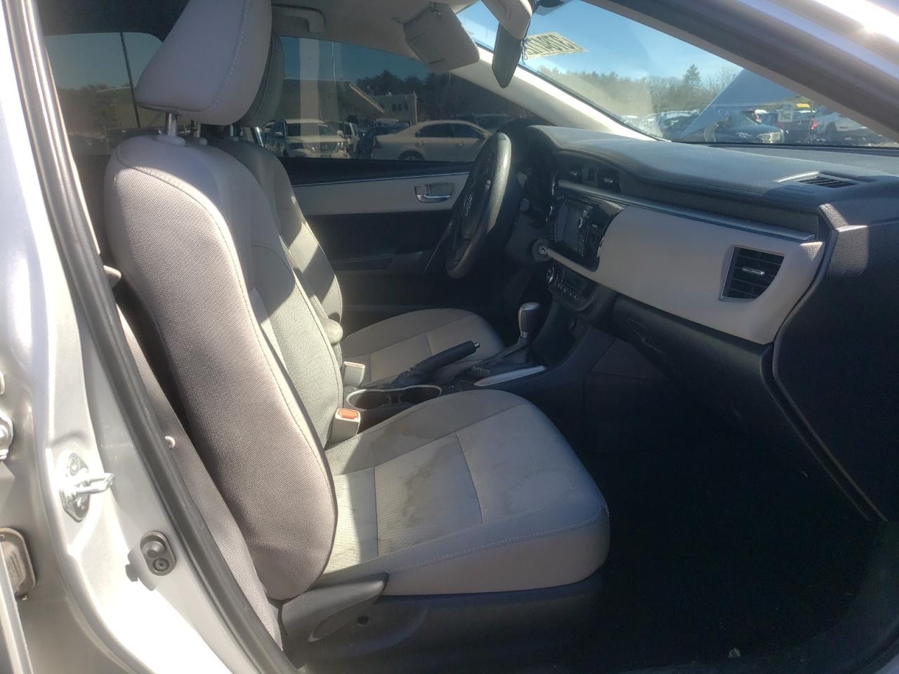 Photo 5 from auction – 2015 TOYOTA COROLLA L with VIN 2T1BURHE6FC405392