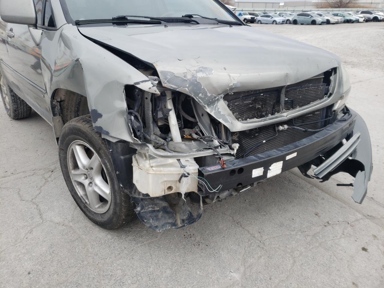 Photo 9 from auction – 2003 LEXUS RX 300 with VIN JTJGF10U230153941