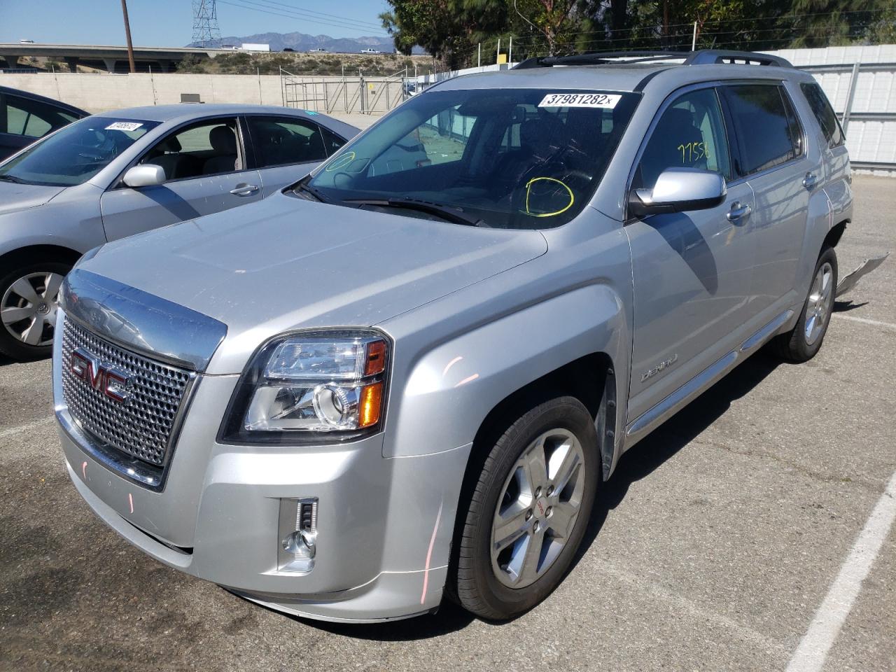 Photo 2 from auction – 2015 GMC TERRAIN DE with VIN 2GKALUEK5F6362147