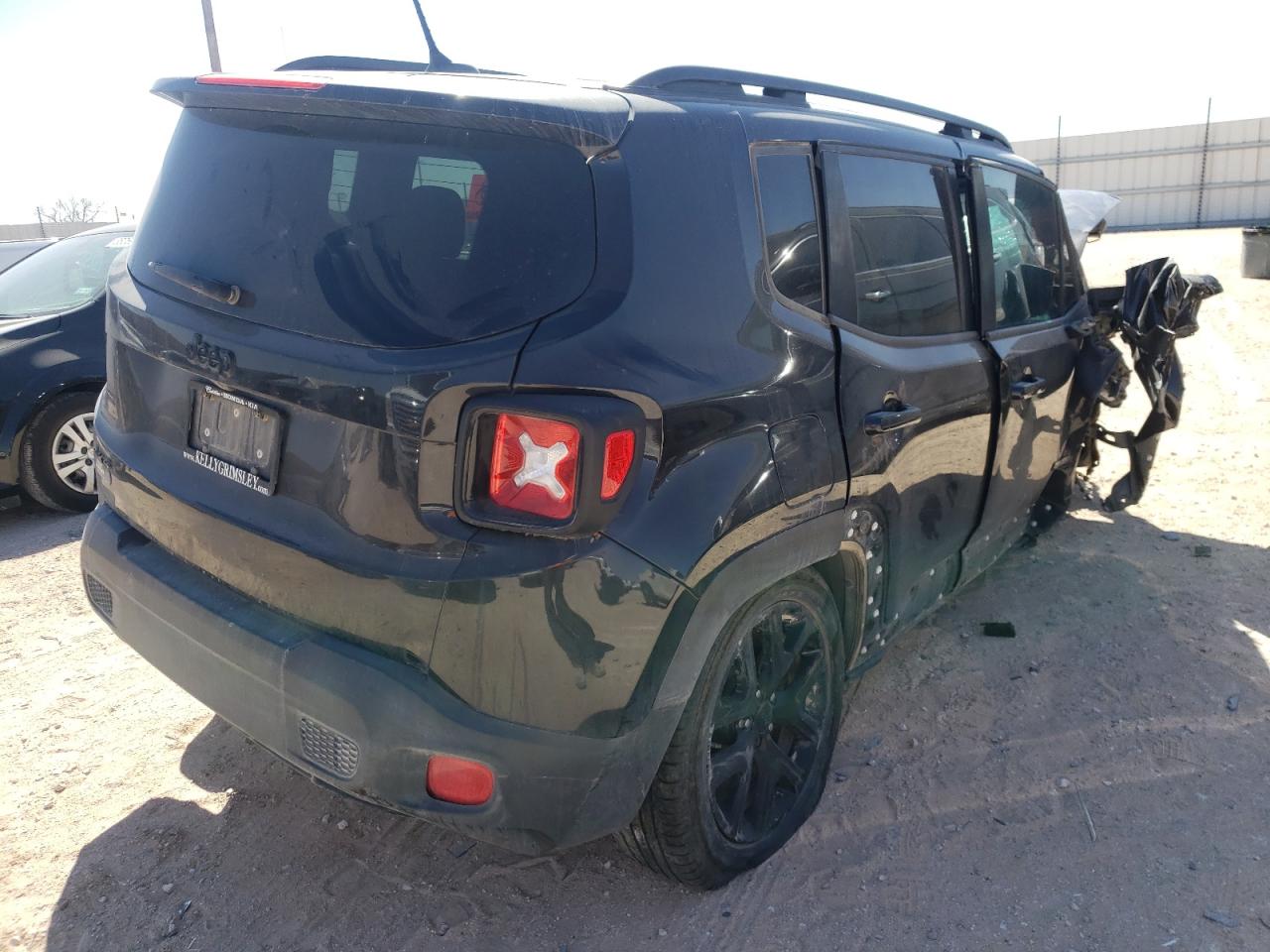 Photo 4 from auction – 2016 JEEP RENEGADE L with VIN ZACCJBBT8GPD76804